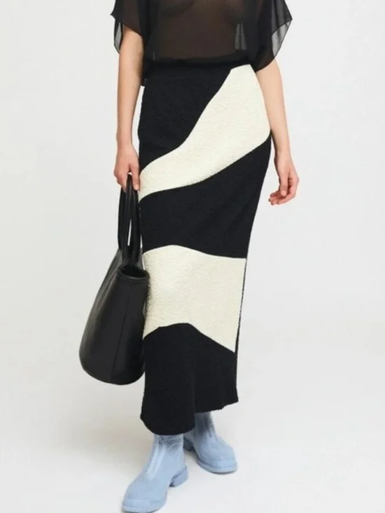 Black & cream mod crinkle midi skirt from Rita Row - Picture 1 of 5